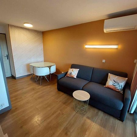 Cap Esterel Appartement Climatise Dans Le Centre Du Village Vacances Drammont Buitenkant foto