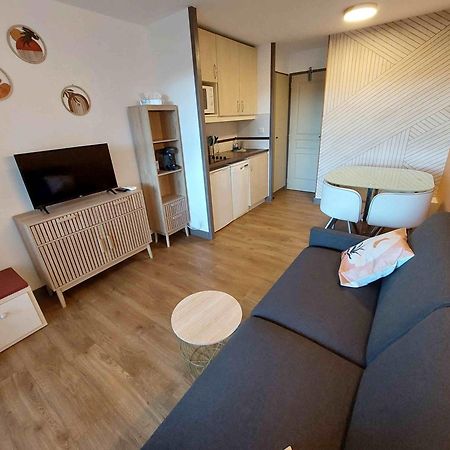 Cap Esterel Appartement Climatise Dans Le Centre Du Village Vacances Drammont Buitenkant foto