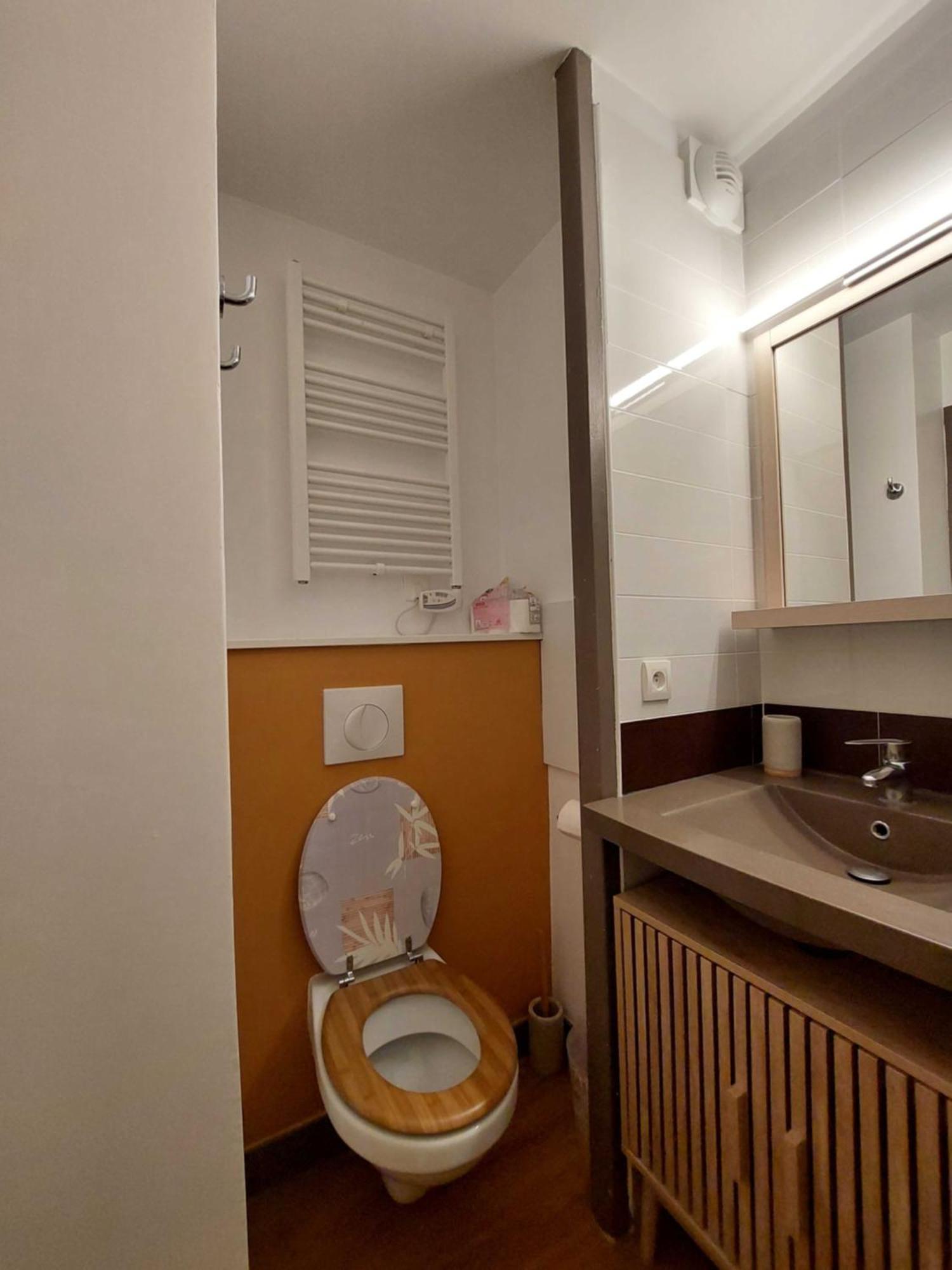 Cap Esterel Appartement Climatise Dans Le Centre Du Village Vacances Drammont Buitenkant foto