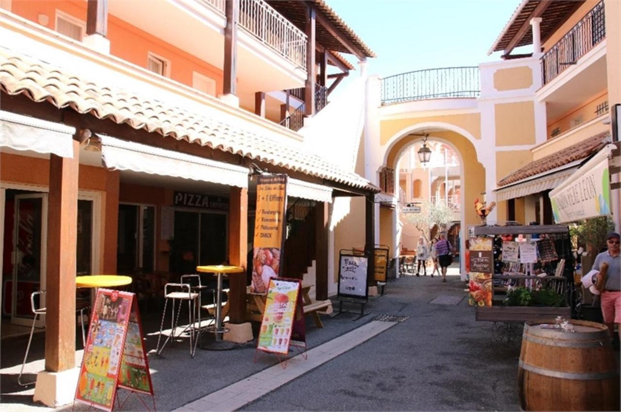 Cap Esterel Appartement Climatise Dans Le Centre Du Village Vacances Drammont Buitenkant foto